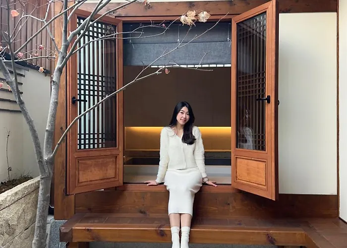 Hébergement de vacances New Primium Hanok Stay, 한옥독채 서촌별당- 경복궁역 도보 5분 Séoul